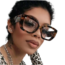 Load image into Gallery viewer, Trendy square frame fashion glasses