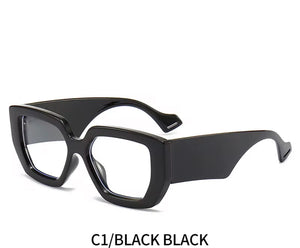 Trendy square frame fashion glasses